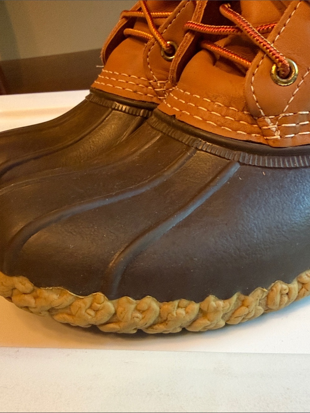 VINTAGE LL BEAN WOMEN'S TAN LEATHER LACE UP DUCK BOOTS, MADE IN USA, SIZE 8 M - Picture 3 of 10